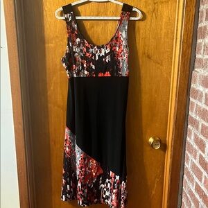 Woman’s Sleeveless Midi Dress with Red, Black and Gray Geometric Print Large